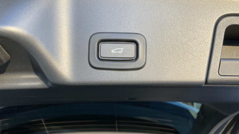 Land Rover Range Rover Evoque 2.0 P250 R-Dynamic HSE 5dr Auto Petrol Hatchback